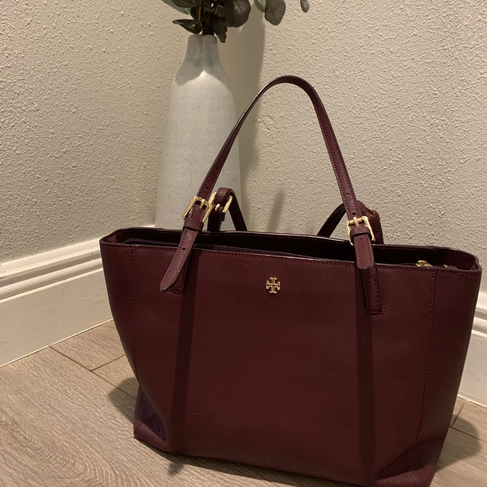authentic Tory Burch Small York Buckle Tote